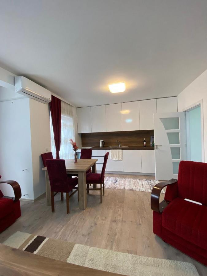 White Apartments Kosovo Polje Екстериор снимка